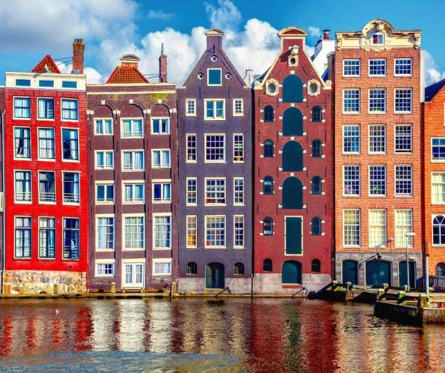 Hotel in Amsterdam? Get the best price at Bastion Hotels!